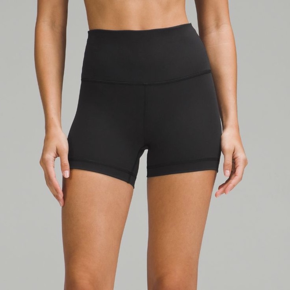 Wunder Train High-Rise Short 4”